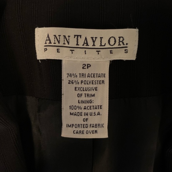 Ann Taylor black tuxedo style petit jacket - Picture 3 of 6